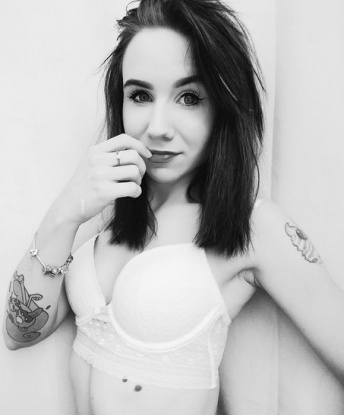 Лилия, 33 года, 1 размер груди